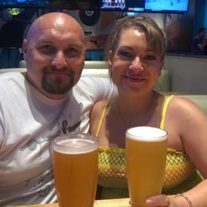 Meet your Posher, Yvette